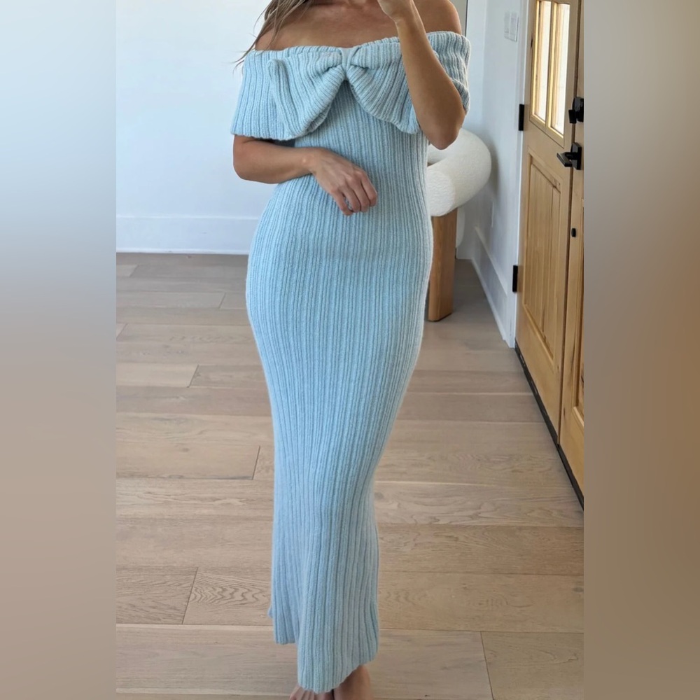Aston Bow Front Maxi Sweater Dress in Ice Metal – Bump Friendly